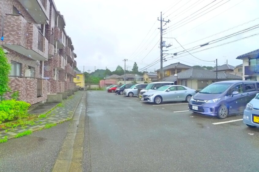 駐車場 グランディア花通