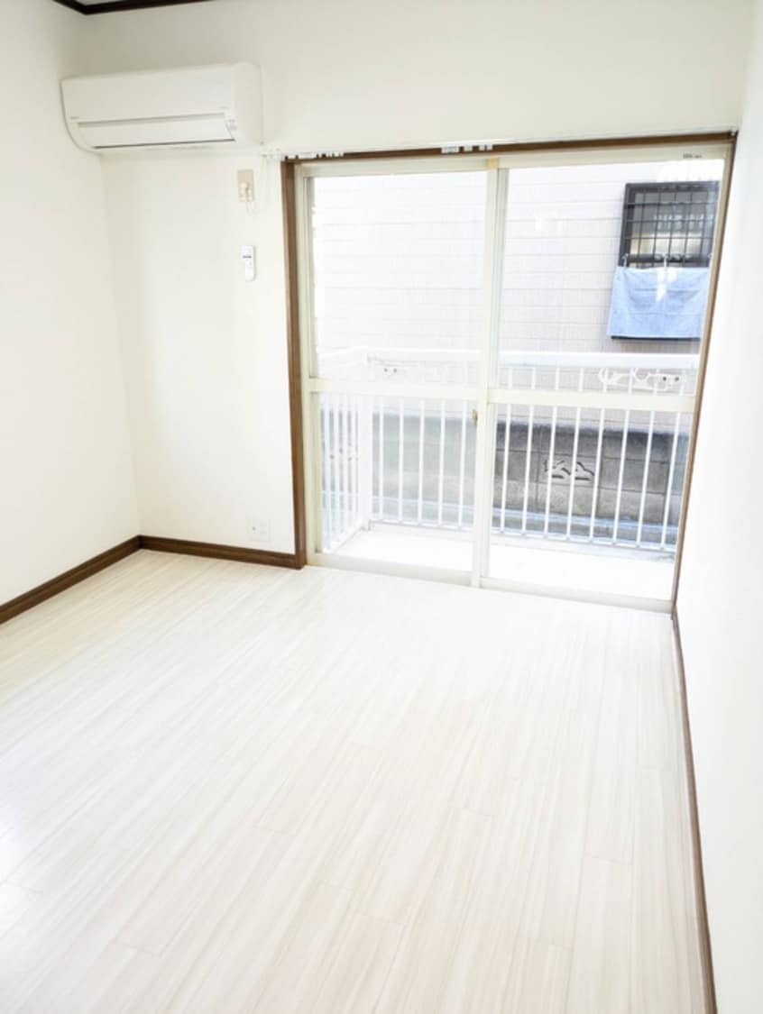 居室 グリフィン松原