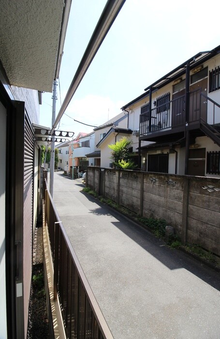 室内からの展望 アムール阿佐ヶ谷四番館