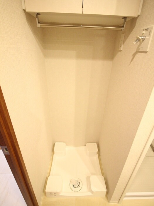 洗濯機置場 クレヴィアリグゼ雪が谷大塚