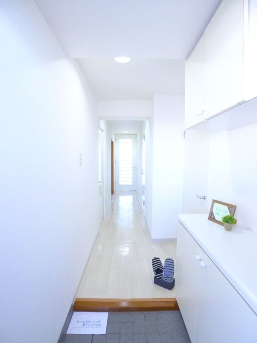 玄関 グリ－ンコ－ポ五香（８０４）