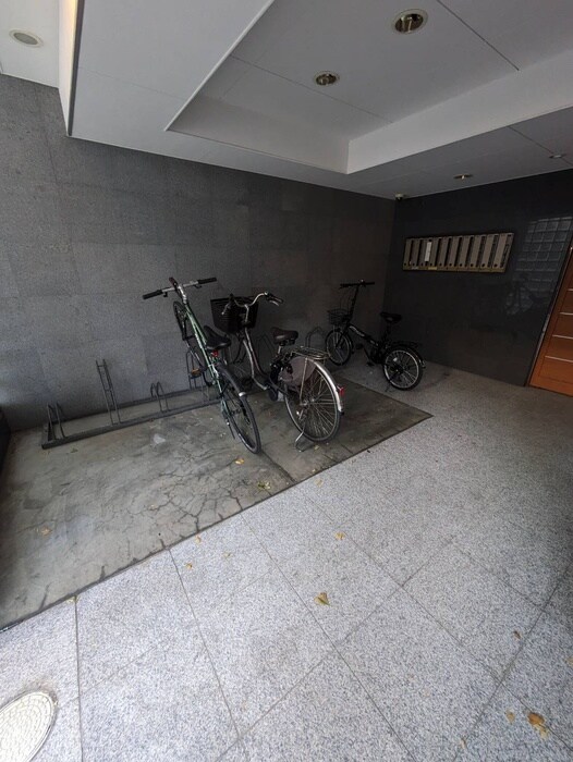 駐輪場 セントレジスＭ