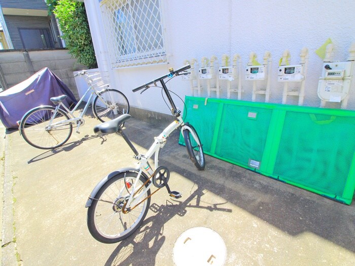 駐輪場 祥鈴ハウス上井草