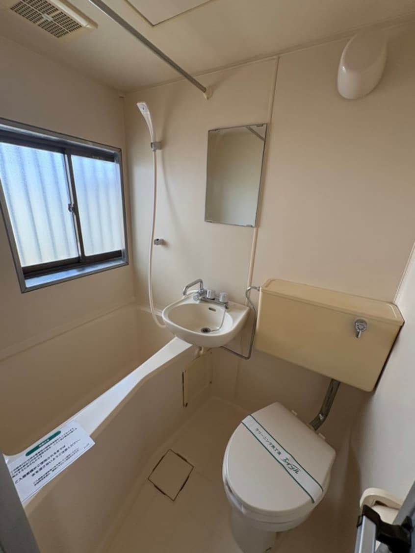 バス／シャワールーム等 ハイツＮ