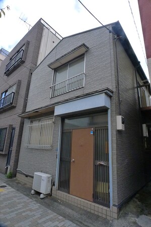 山岡邸