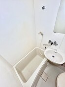 バス／シャワールーム等 コ－ポサニ－