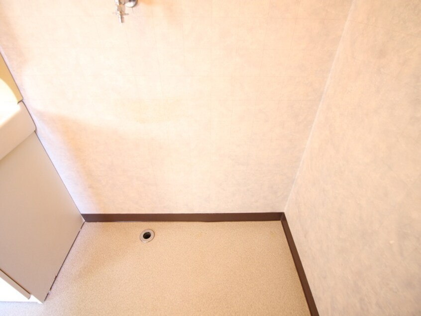 洗濯機置場 オ－タムＡ