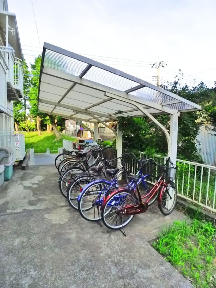 駐輪場 ビラ若芝