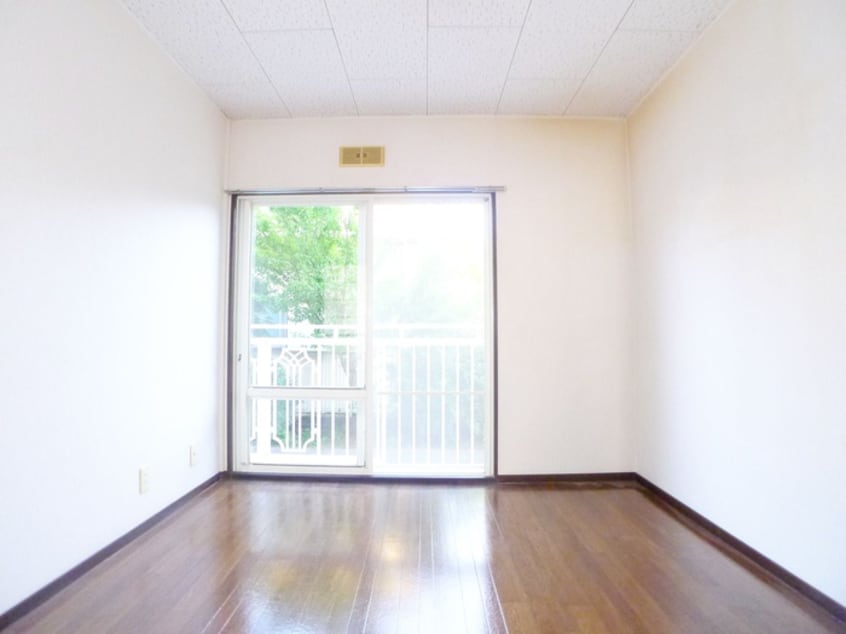 居室 ビラ若芝