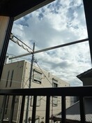 室内からの展望 ラフォ－レ・サカイ