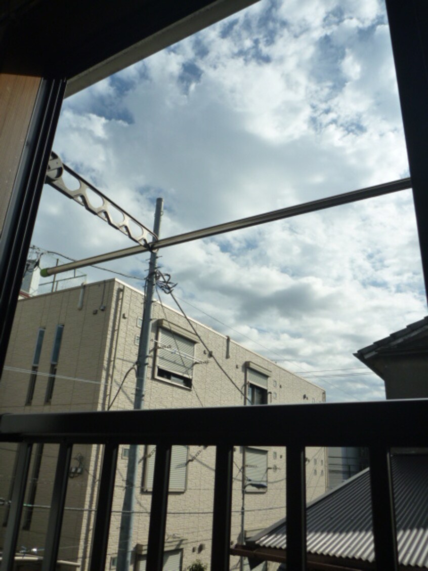 室内からの展望 ラフォ－レ・サカイ