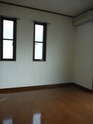 居室 ラフォ－レ・サカイ