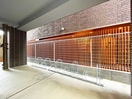 駐輪場 Ｈｕｓ　ｄｅ　ｓｕｃｒｅ