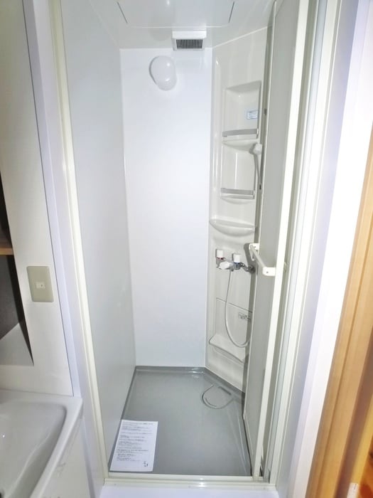 バス／シャワールーム等 フローラ５