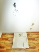 洗濯機置場 フローラ５