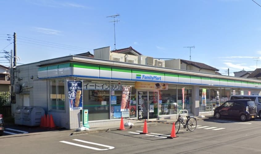 ファミリーマート 相模原東原宿店(コンビニ)まで625m ベロ－ナモレ