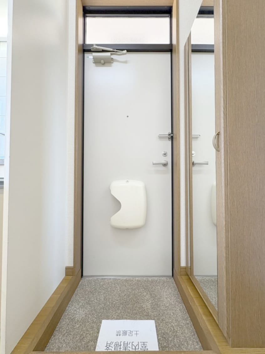 玄関 ピノ・ノワ－ルⅠ