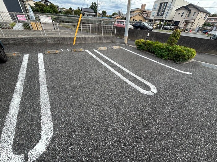 駐車場 サンアローズ
