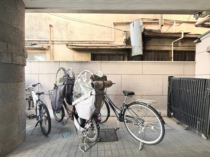 駐輪場 リベルテ新中野