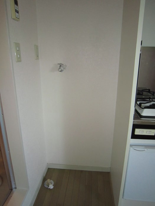 洗濯機置場 リベルテ新中野