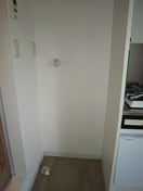 洗濯機置場 リベルテ新中野