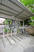 駐輪場 サンクリスタル関