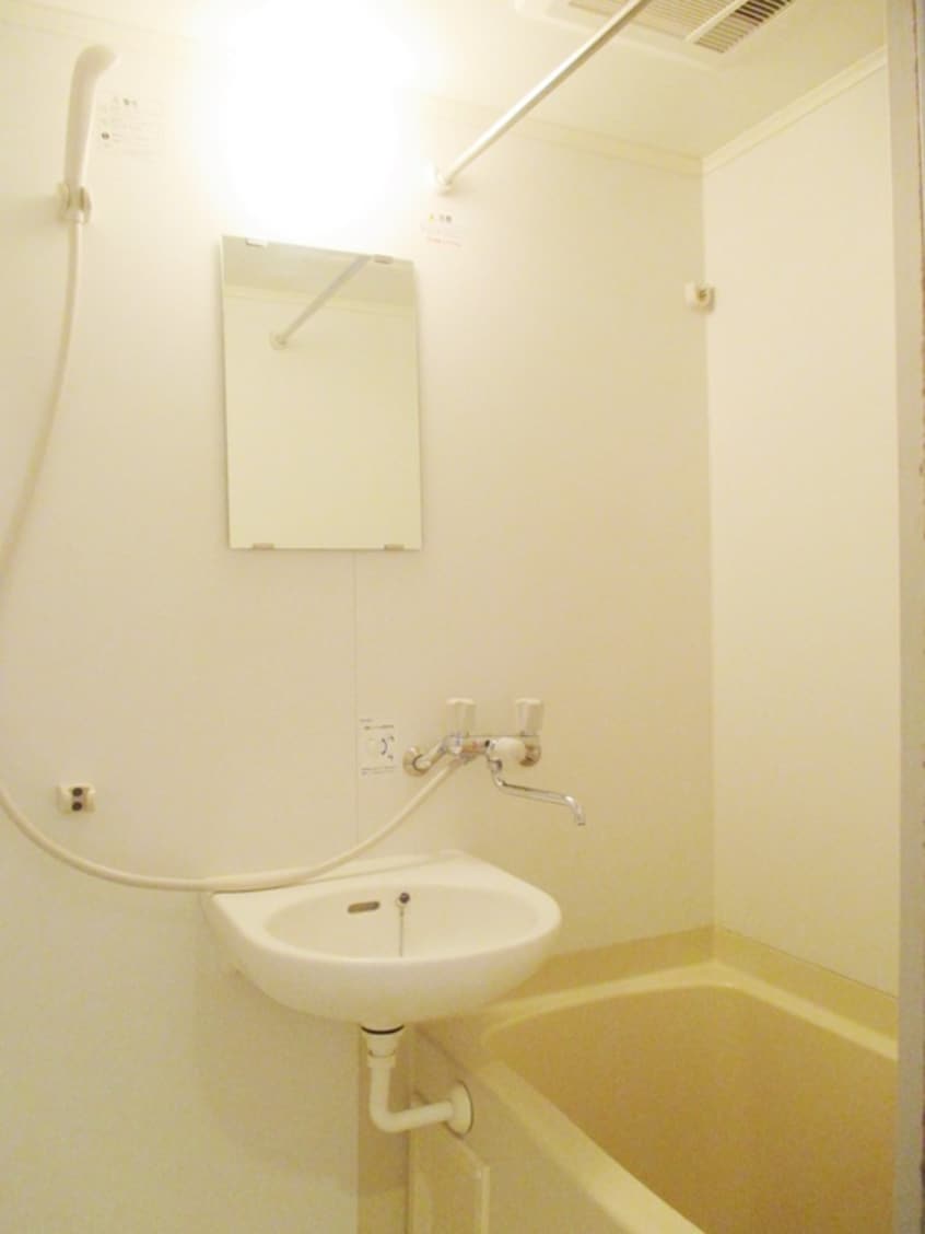 バス／シャワールーム等 サンクリスタル関