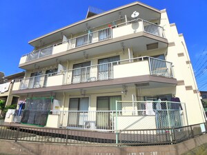 コーポ三樹