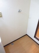 洗濯機置場 パレドール新松戸