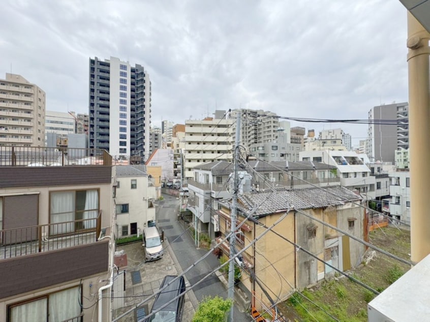 室内からの展望 大塚共栄ビル