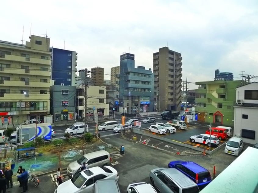 室内からの展望 ウェルス幸