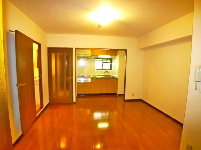 内観写真 ウェルス幸