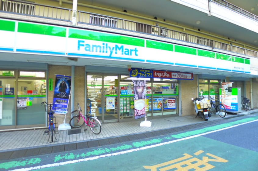 ファミリーマート(コンビニ)まで36m アレーロ西早稲田