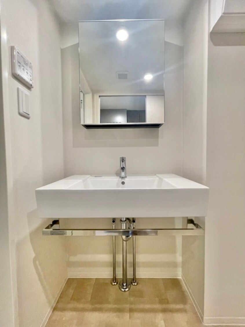 収納 SPコート池袋