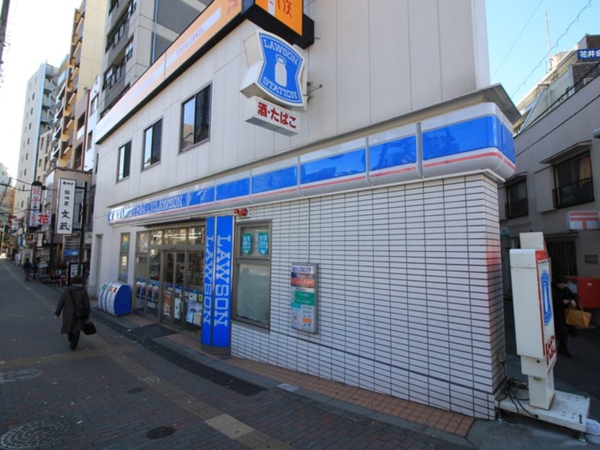 ローソン駒込駅前店(コンビニ)まで72m ﾗｲｵﾝｽﾞﾏﾝｼｮﾝ駒込駅前（705）