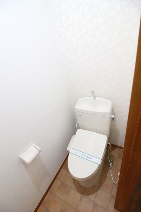 トイレ ガーデンサイドイシダＢ