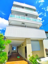 b CASA Kitasenju