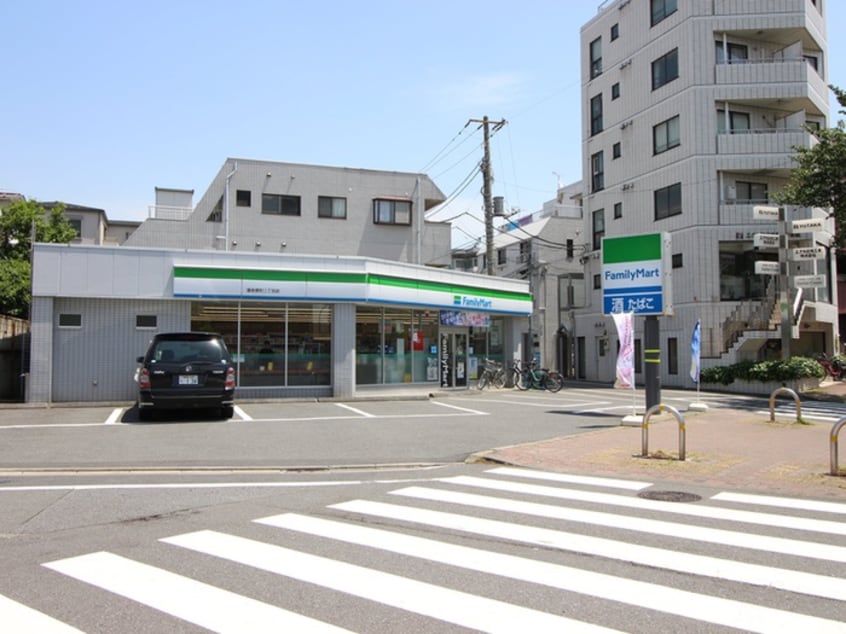 ファミリーマート豊島要町2丁目店(コンビニ)まで600m メゾン･ド･てるる