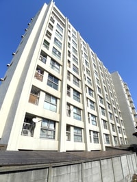 サ－ラ川口128(305)