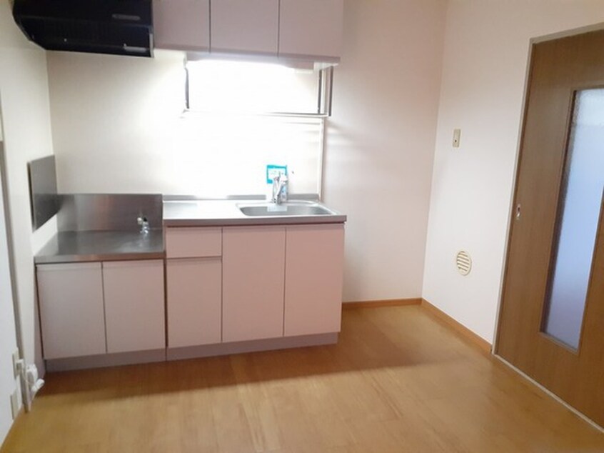 キッチン ブル－ベリ－ハウスＣ