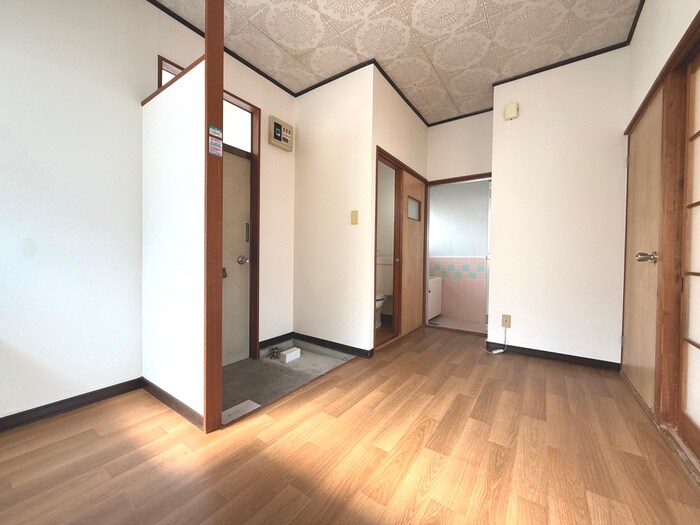 居室 本町ハイツ
