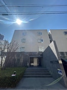プライムアーバン市谷仲之町の外観