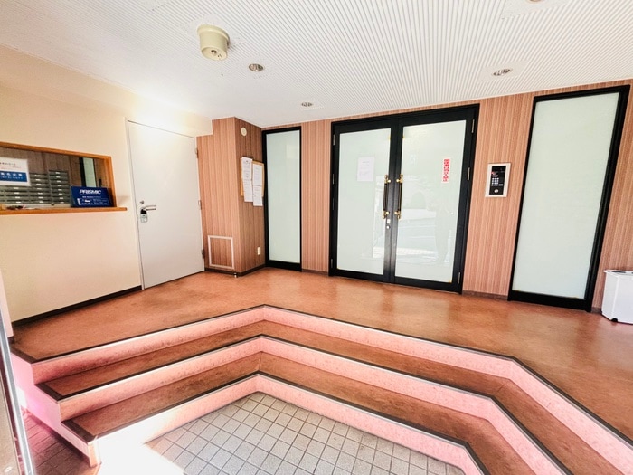 エントランス部分 アクシス藤が丘