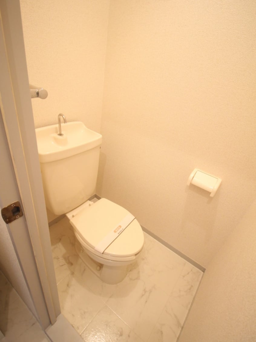 トイレ ジュネス陽光台