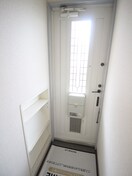 玄関 ジュネス陽光台