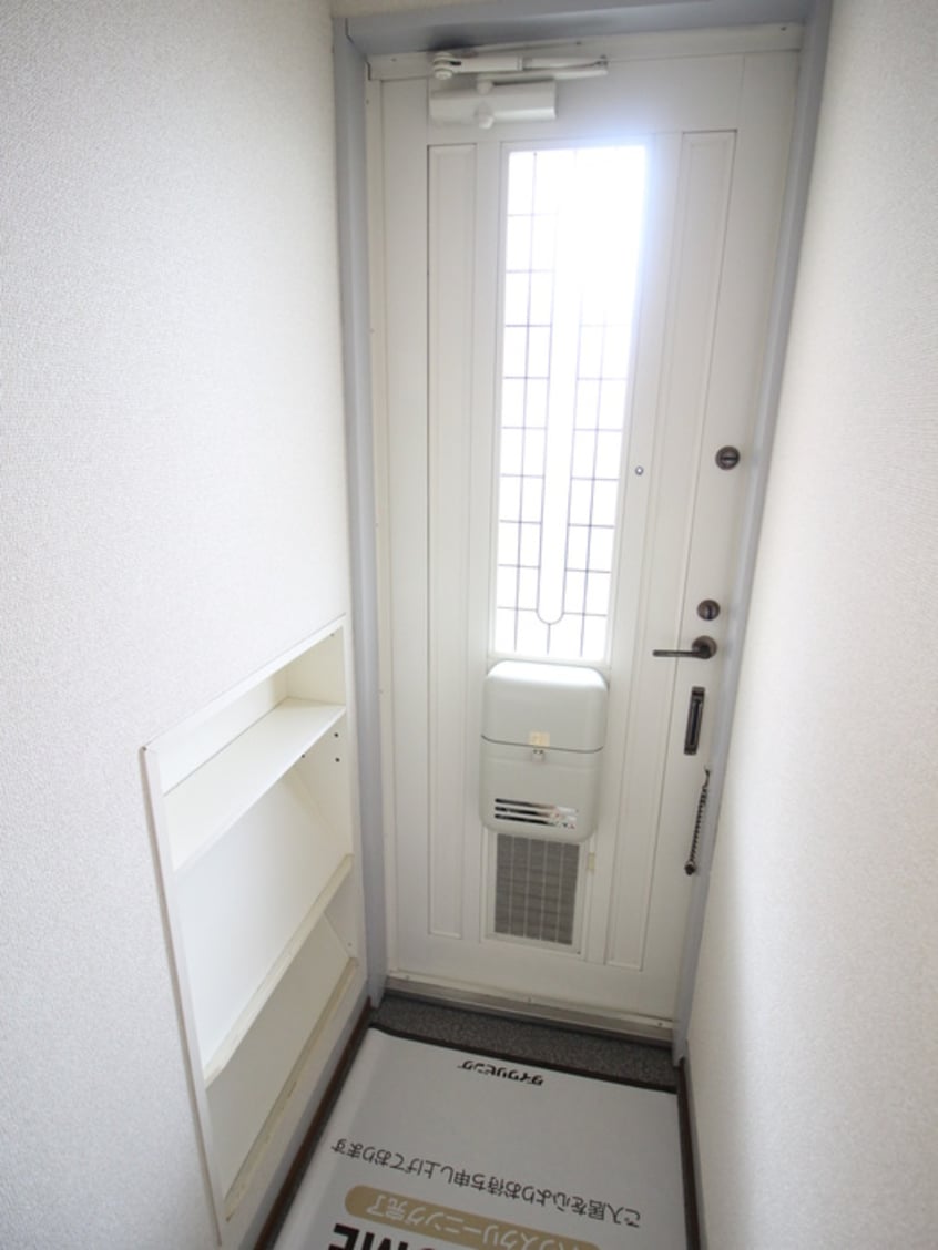 玄関 ジュネス陽光台