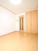 居室 ＥＳコ－ト日吉本町