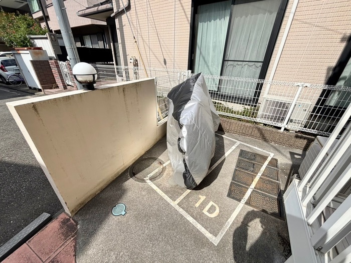 駐輪場 ＥＳコ－ト日吉本町