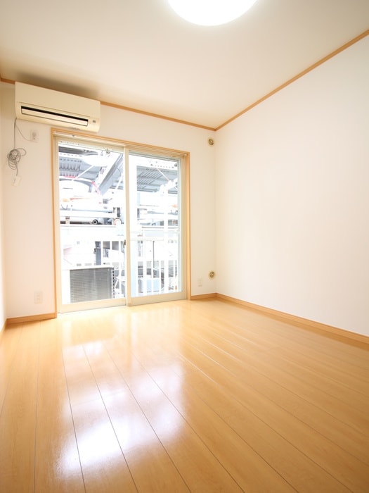 居室 ＥＳコ－ト日吉本町