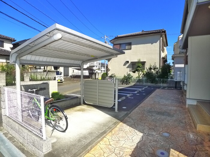 駐輪場 グランツ